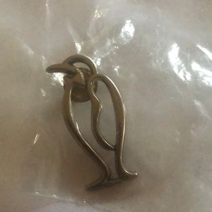 Penguin pin, Silvertone